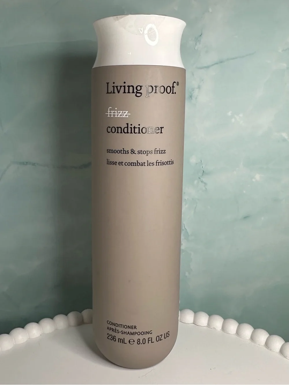 Living Proof - Frizz Conditioner, Smooths & Stops Frizz 8 oz - NEW